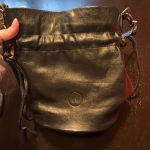 Wanderer Travel Co Black Bucket Crossbody